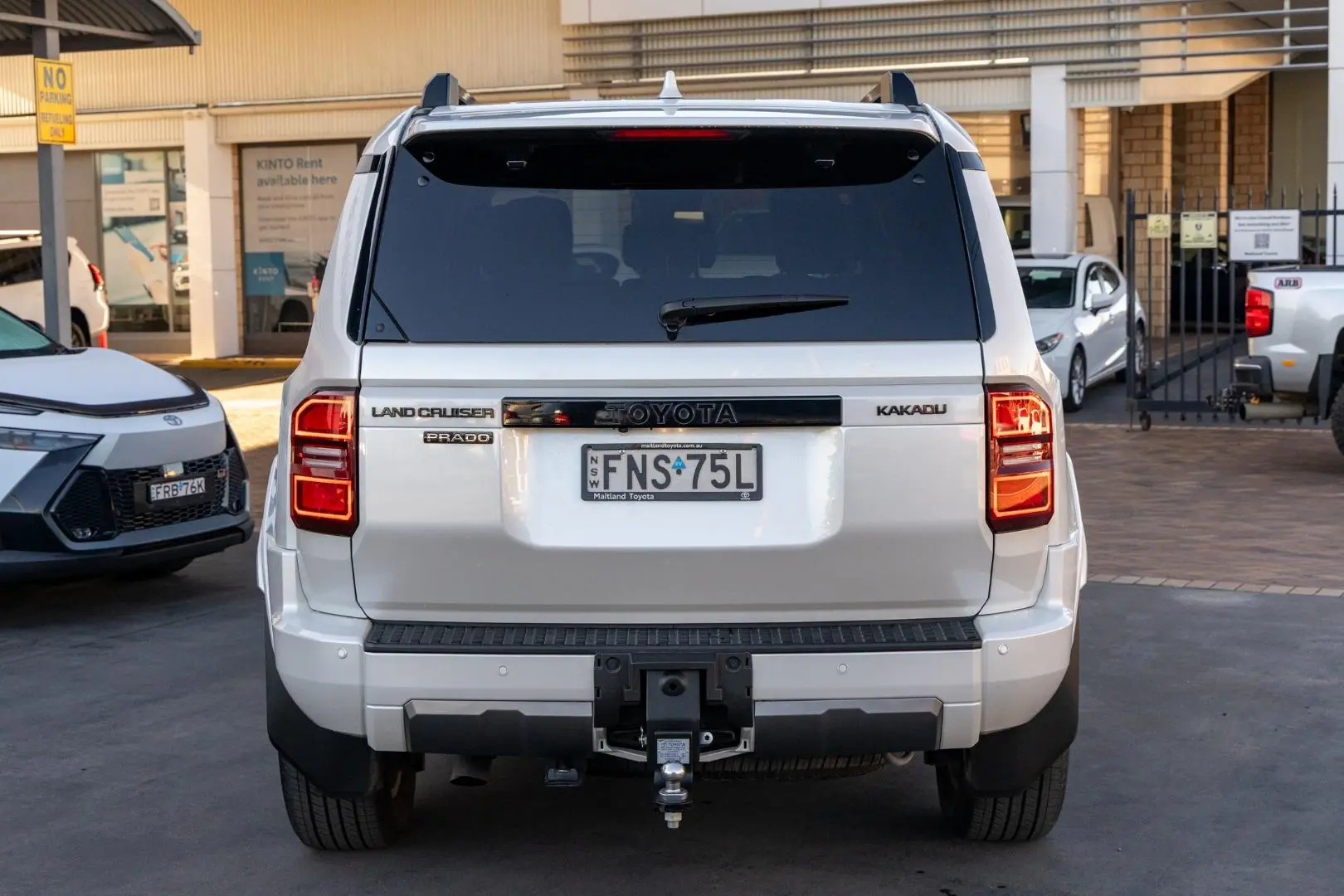 2025 Toyota Landcruiser Prado Gallery Image 5