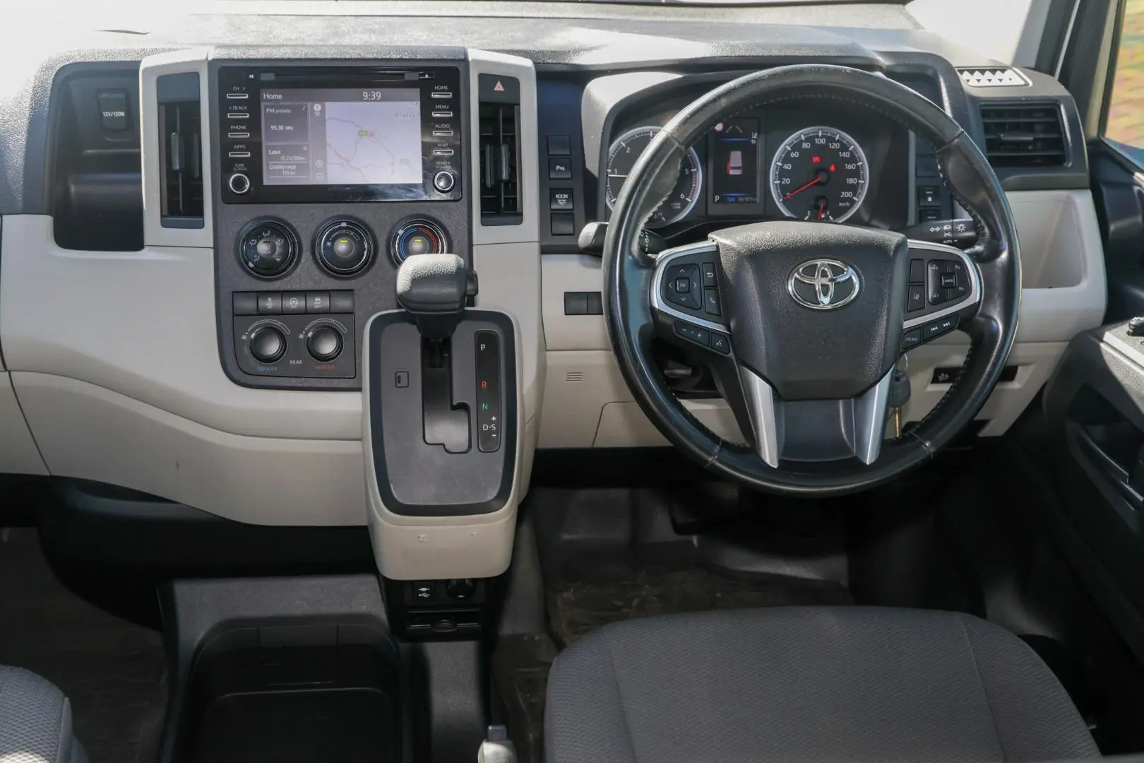 2019 Toyota Hiace Gallery Image 8