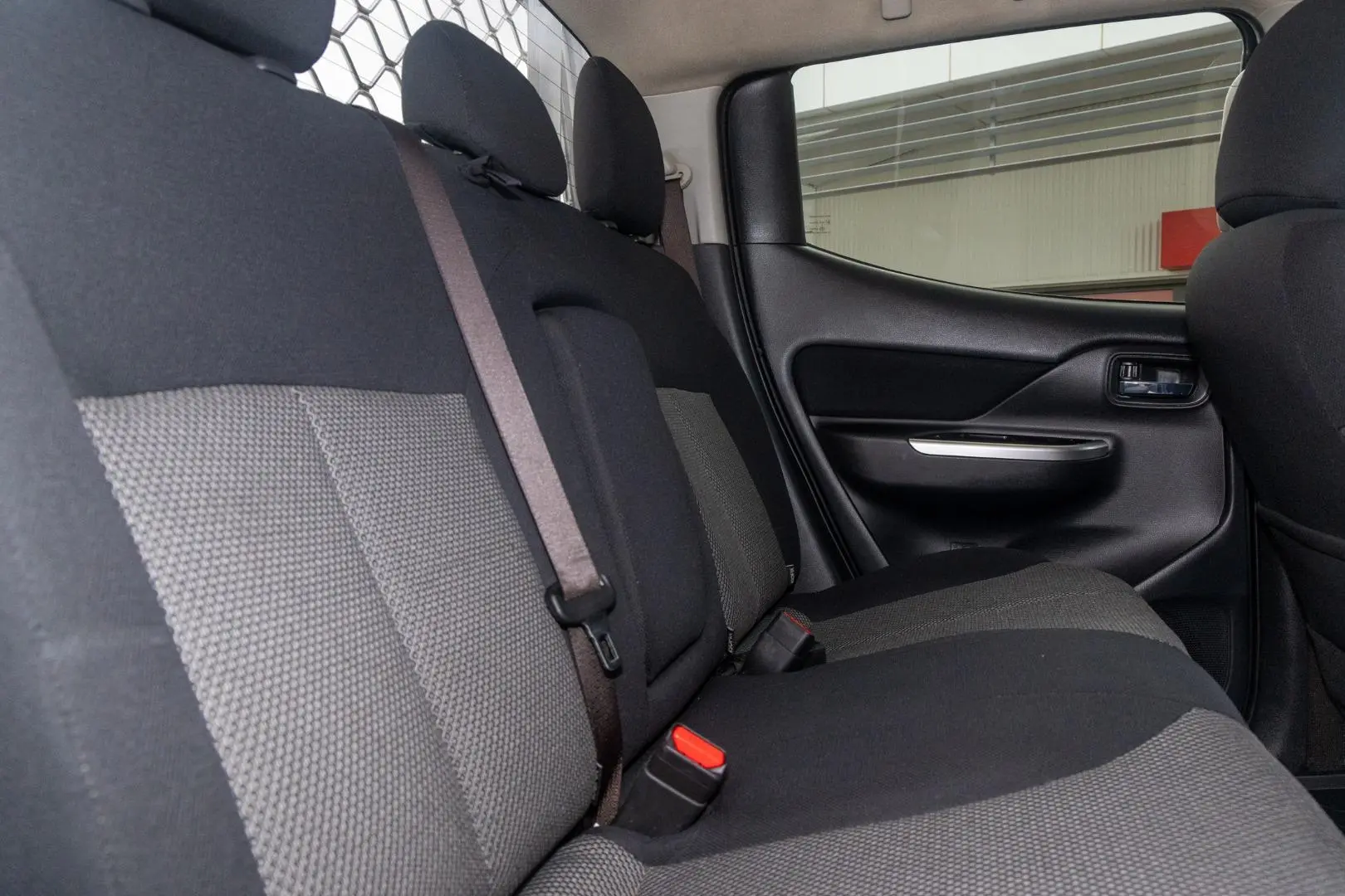 2023 Mitsubishi Triton Gallery Image 9
