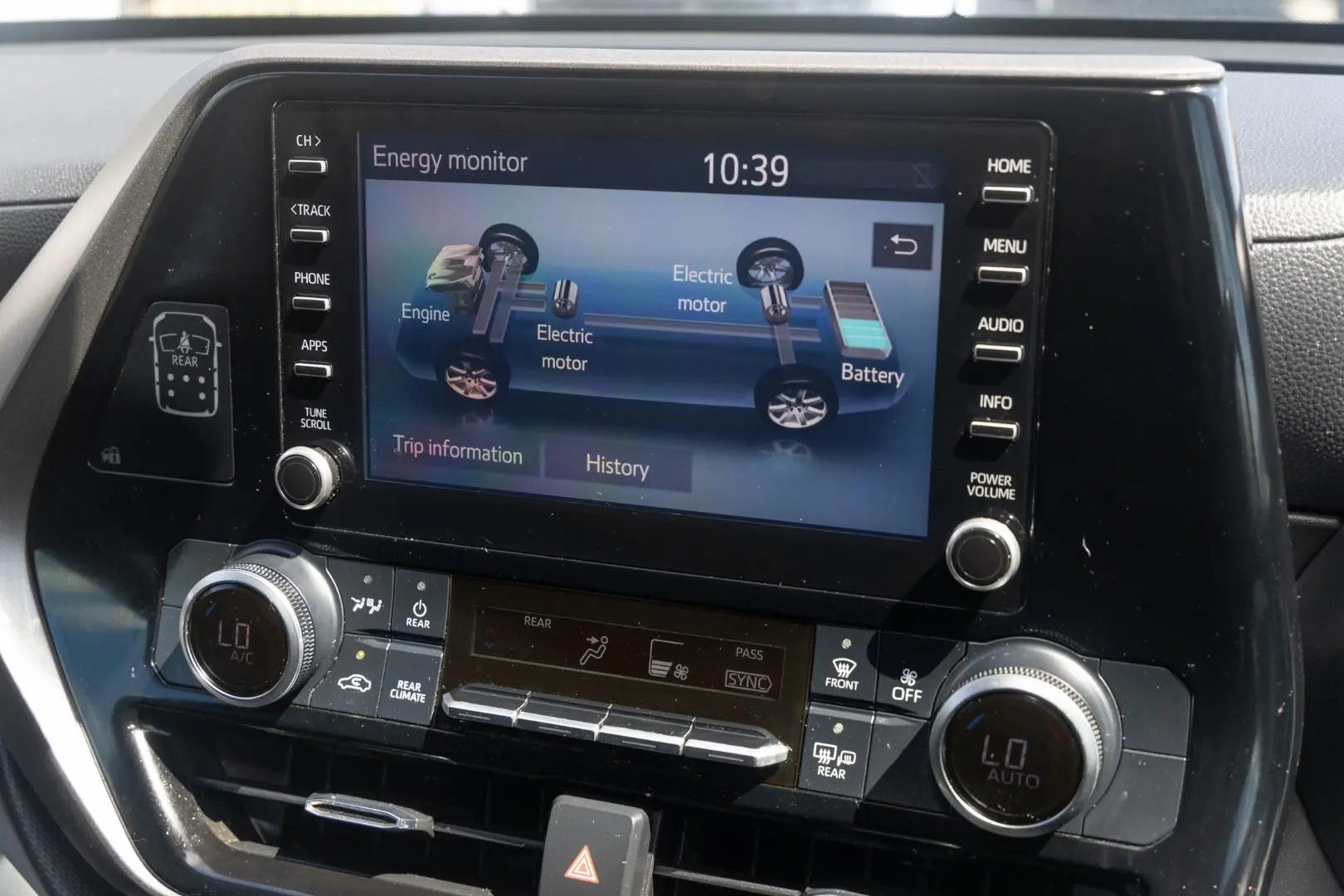 2022 Toyota Kluger Gallery Image 16