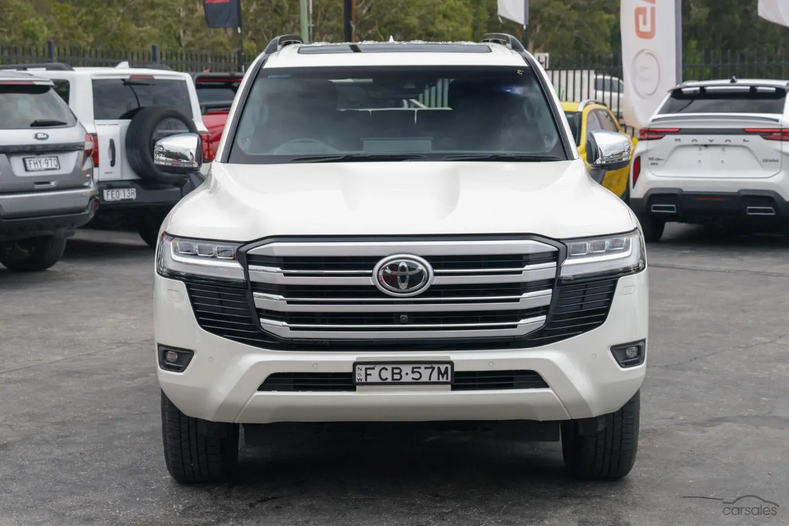 2023 Toyota Landcruiser Image 4