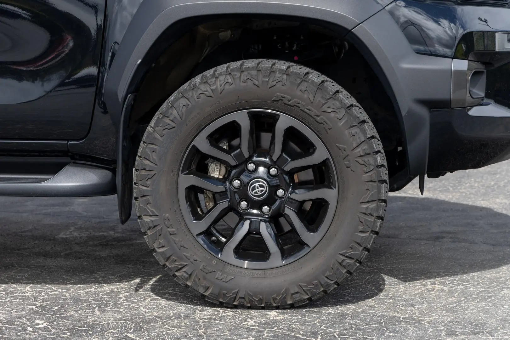 2024 Toyota Hilux Gallery Image 22