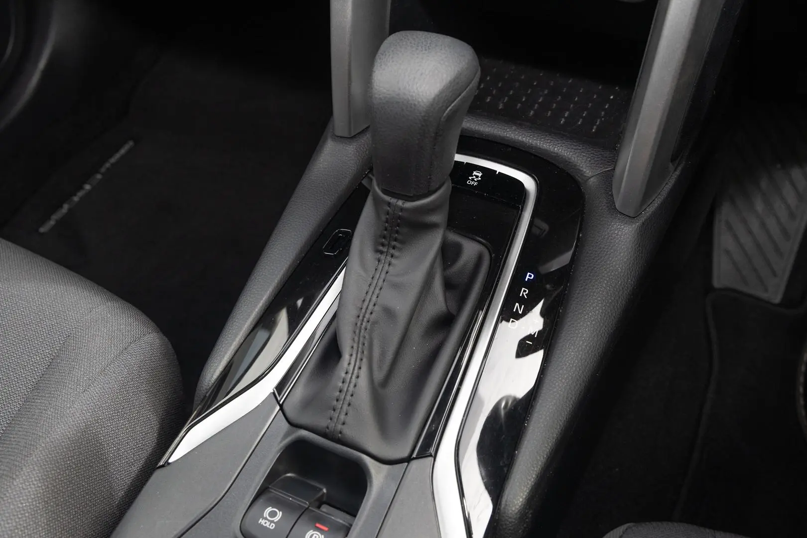 2024 Toyota Corolla Cross Gallery Image 17