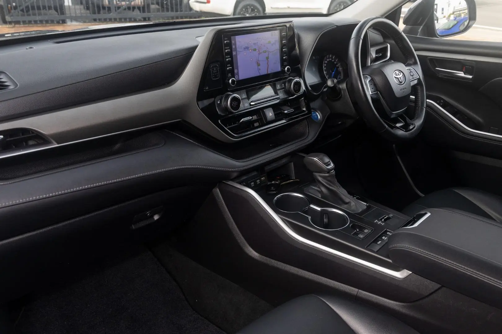 2021 Toyota Kluger Gallery Image 8