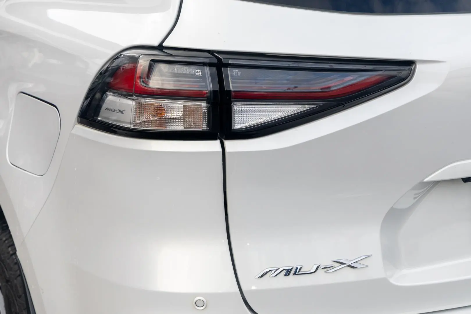 2021 Isuzu MU-X Gallery Image 20