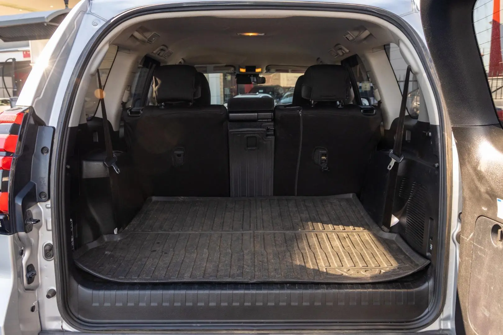 2022 Toyota Landcruiser Prado Gallery Image 19
