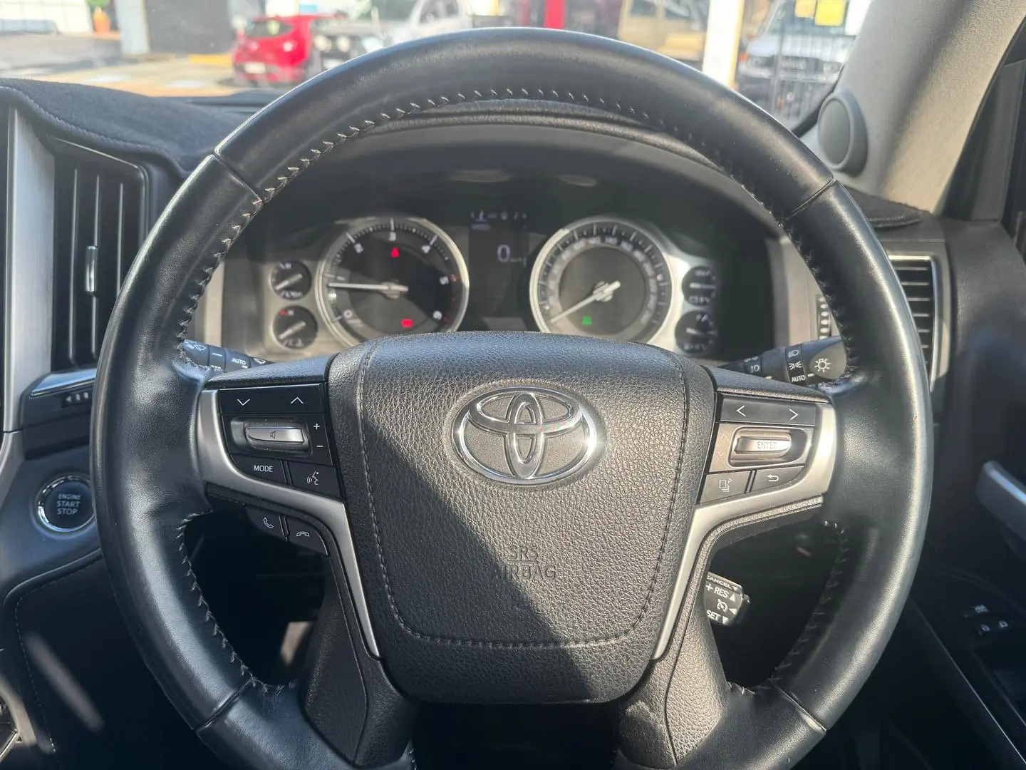 2018 Toyota Landcruiser Gallery Image 10