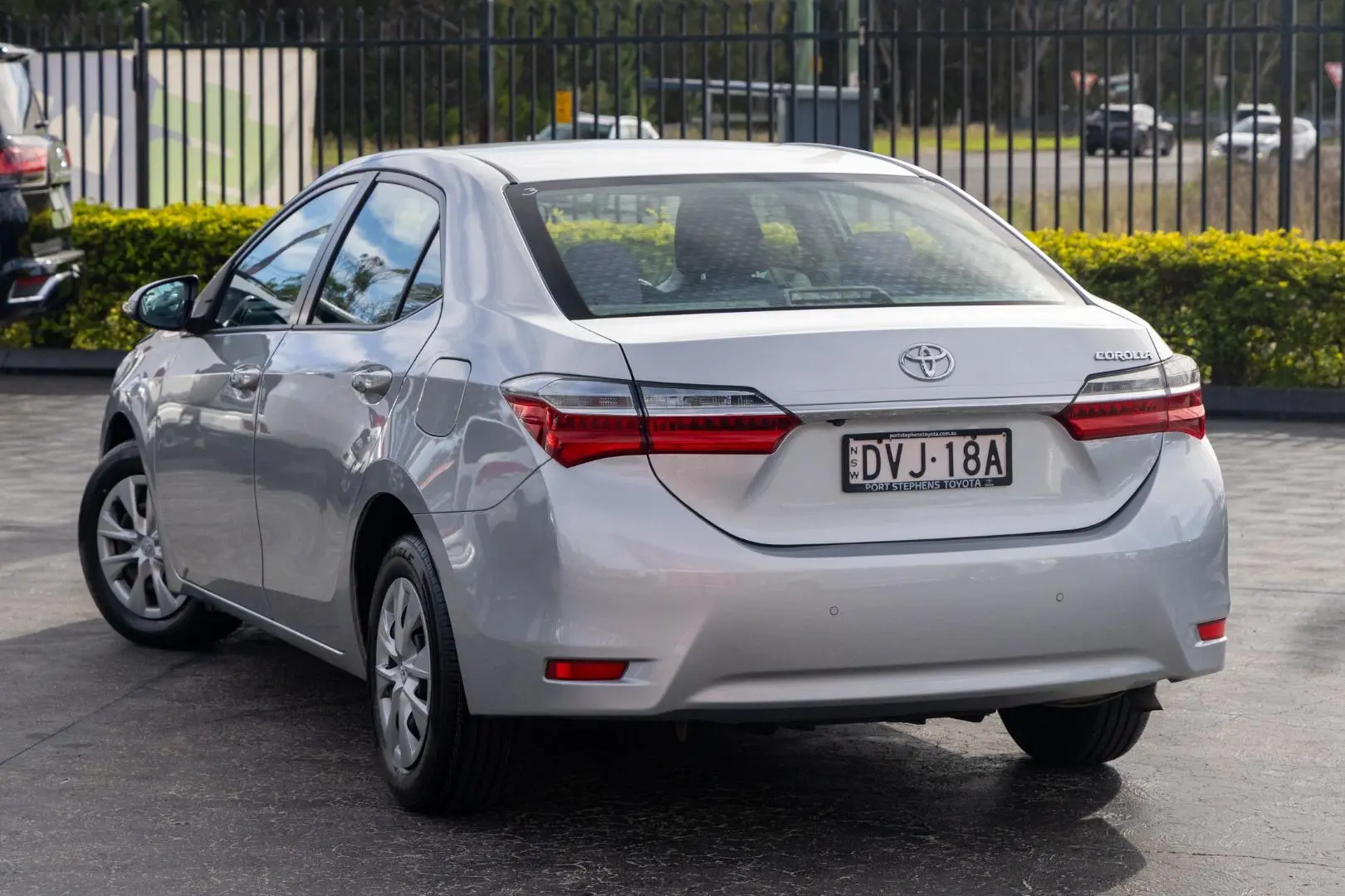 2018 Toyota Corolla Gallery Image 2
