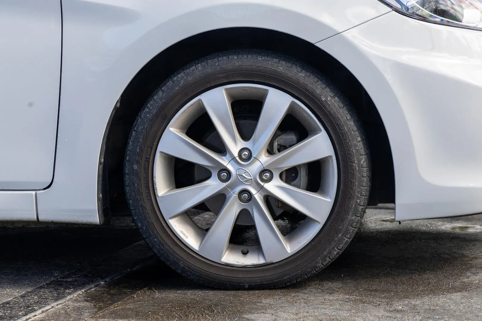 2018 Hyundai Accent Gallery Image 23