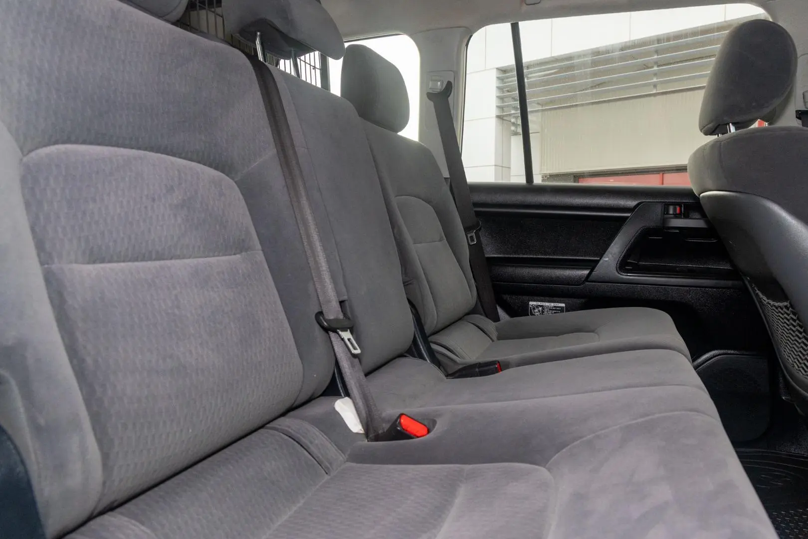 2017 Toyota Landcruiser Gallery Image 9