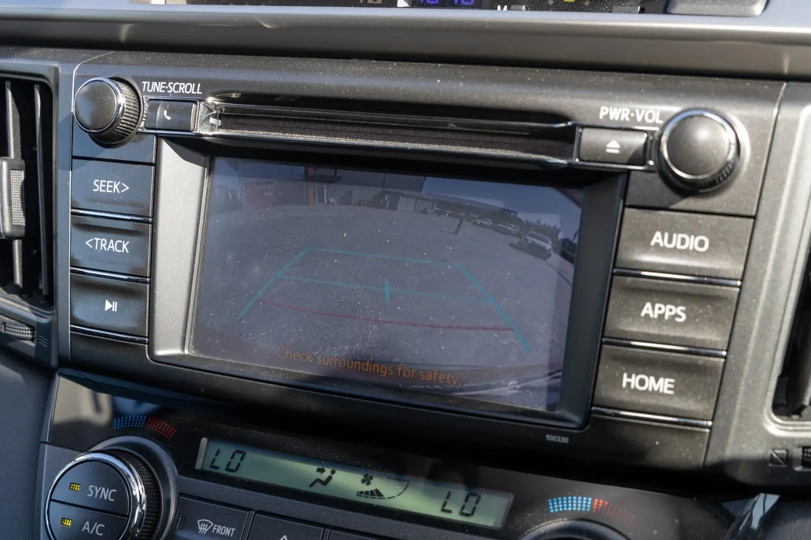 2015 Toyota RAV4 Gallery Image 15