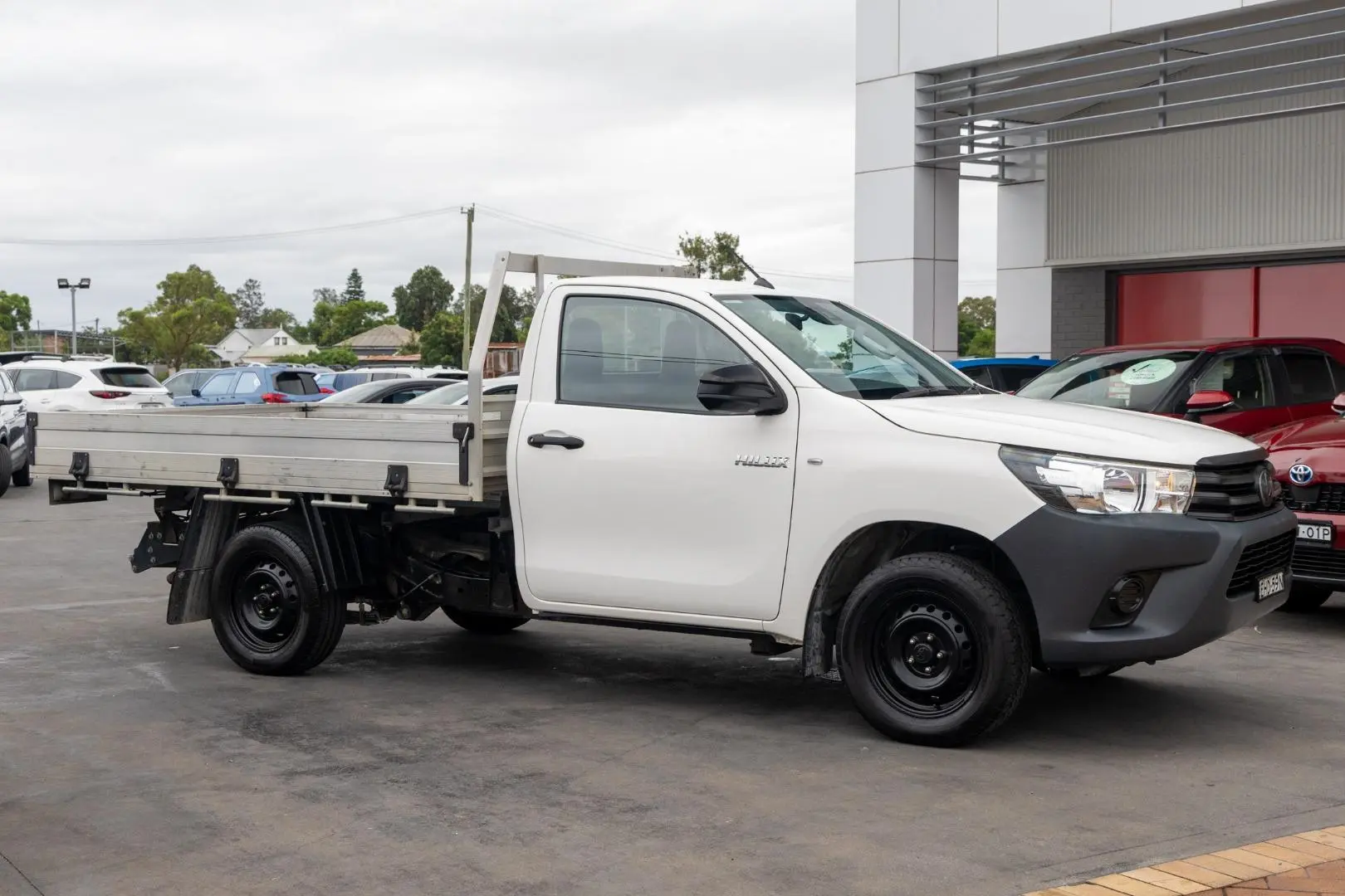 2020 Toyota Hilux Gallery Image 3
