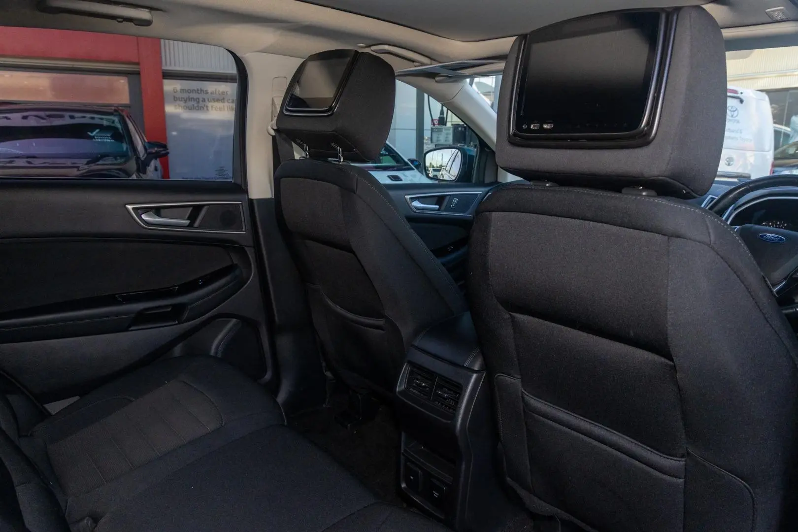 2018 Ford Endura Gallery Image 10