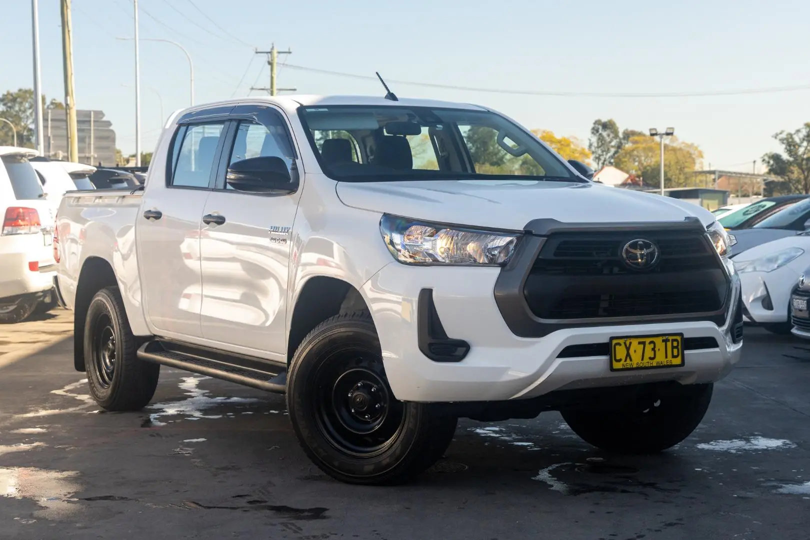 2020 Toyota Hilux Gallery Image 1