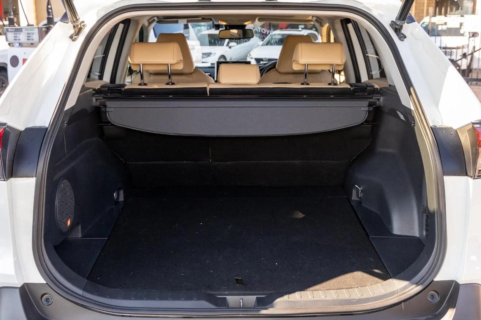 2021 Toyota RAV4 Gallery Image 19