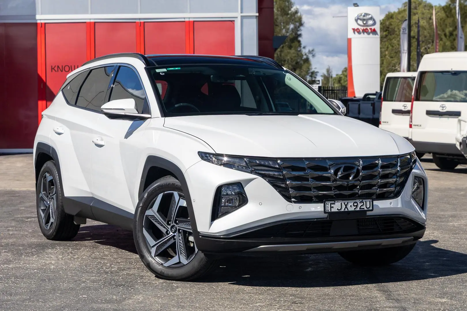 2024 Hyundai Tucson Gallery Image 1