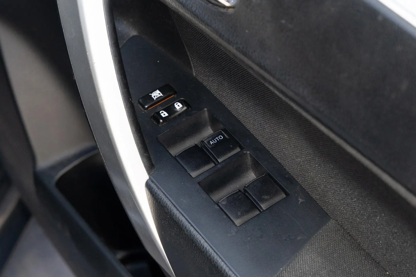 2018 Toyota Corolla Gallery Image 18