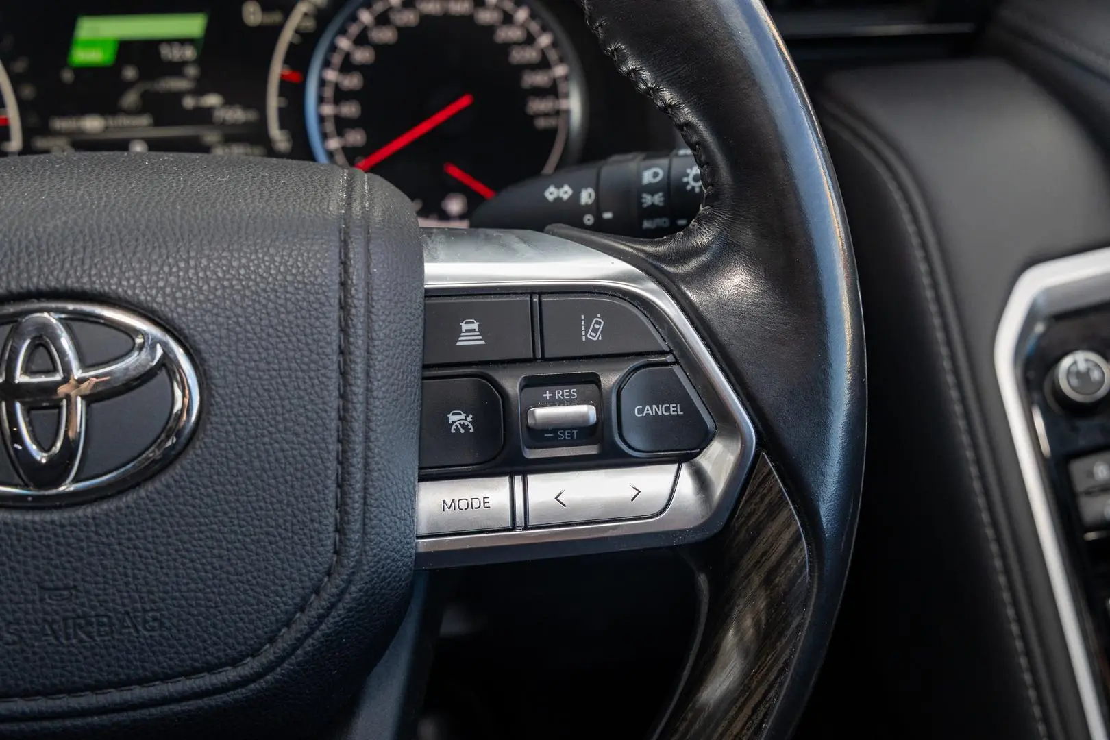 2022 Toyota Landcruiser Gallery Image 12