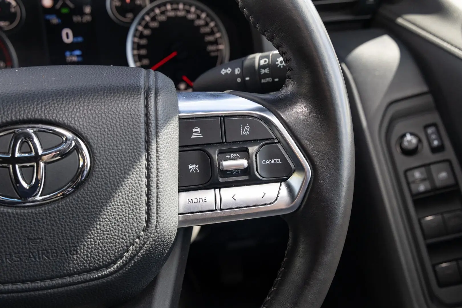 2024 Toyota Landcruiser Gallery Image 12