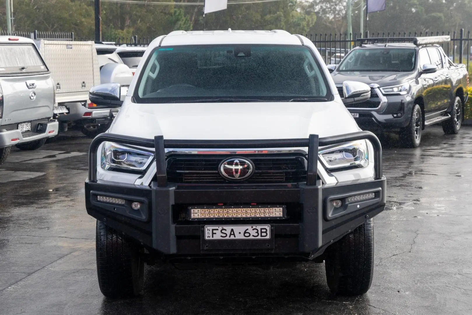 2022 Toyota Hilux Gallery Image 4