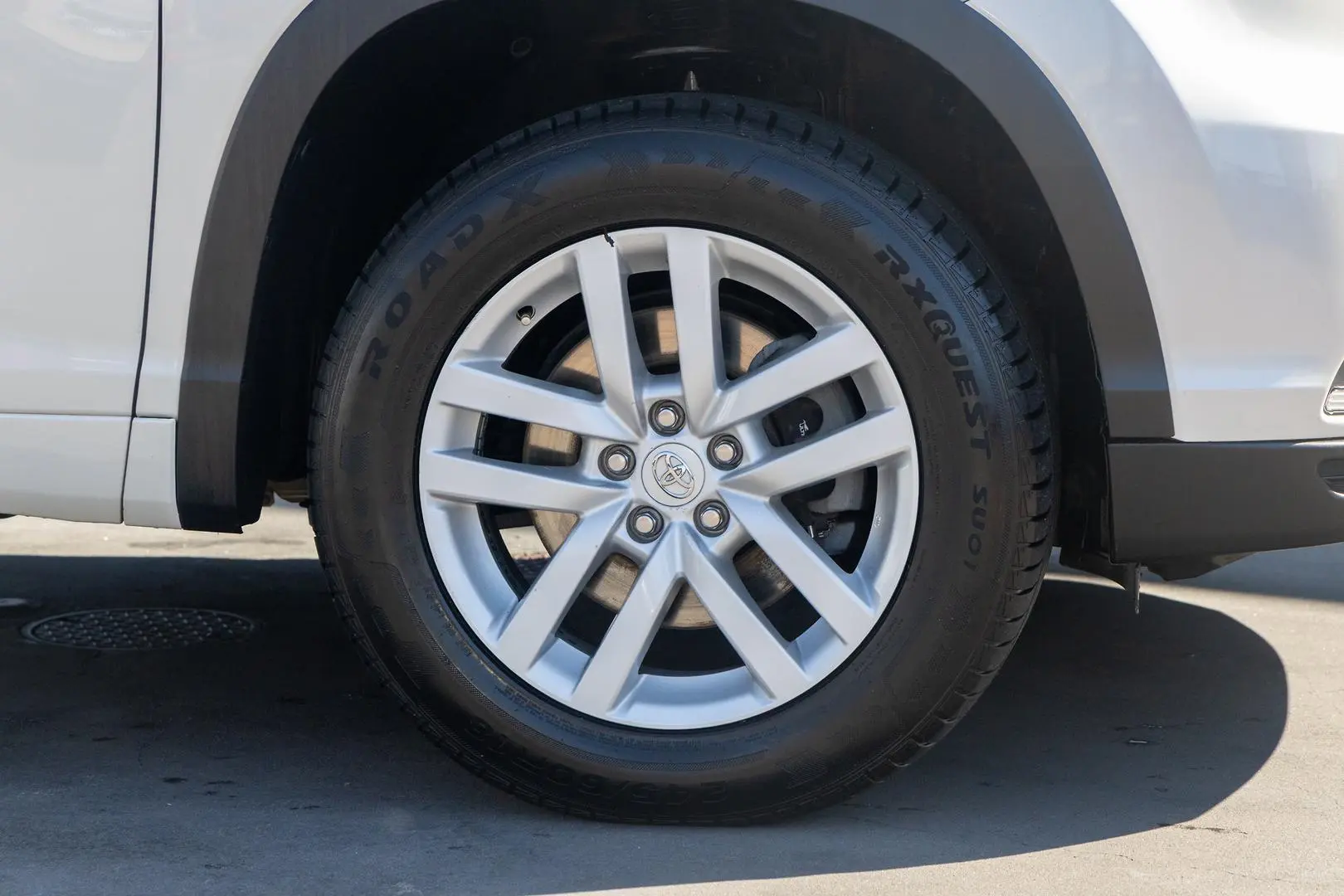 2015 Toyota Kluger Gallery Image 22