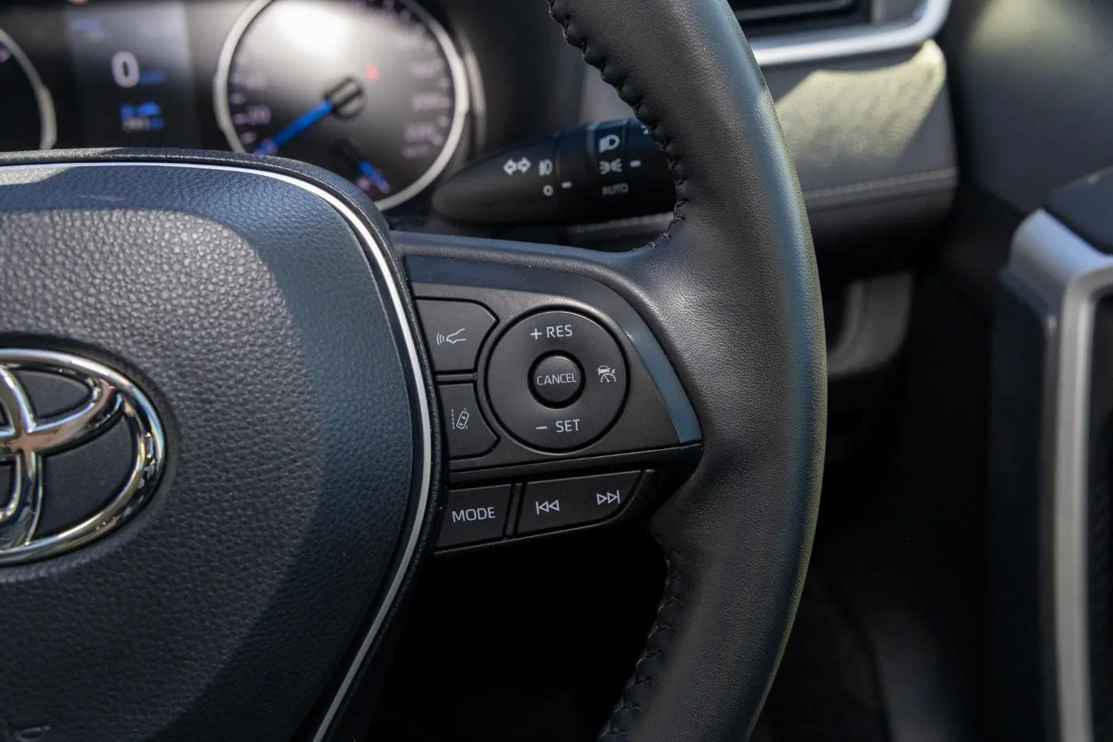2022 Toyota RAV4 Gallery Image 12