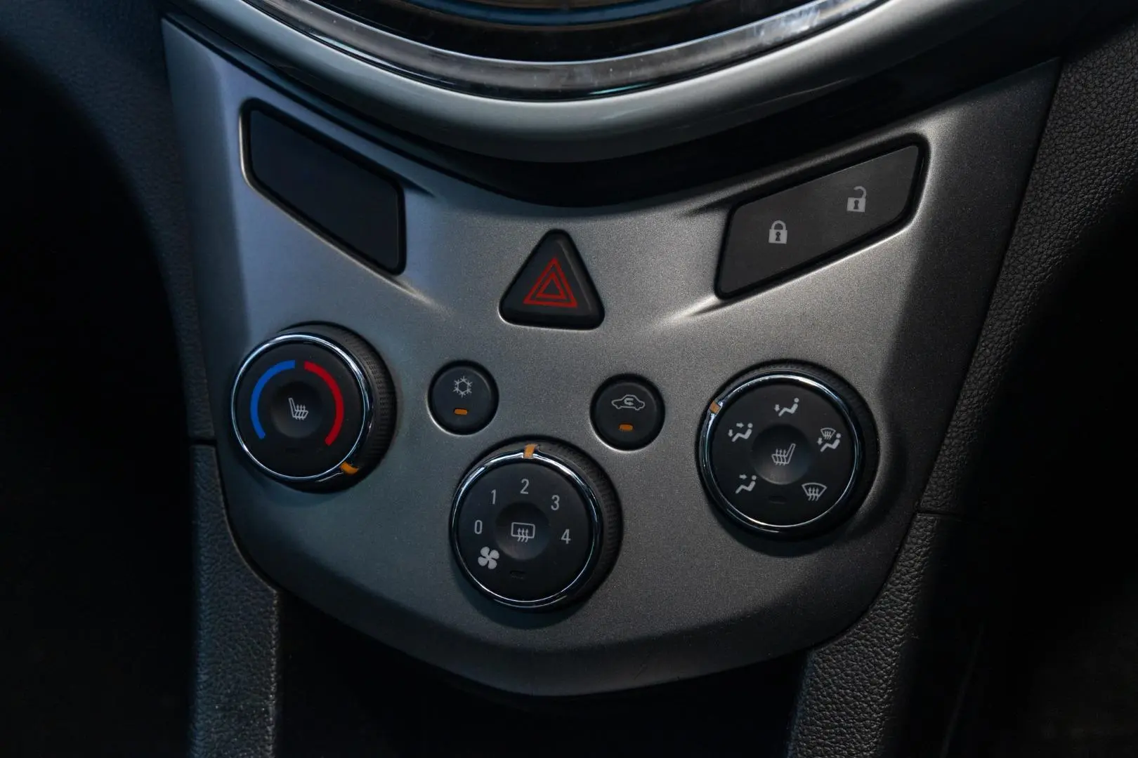 2017 Holden Barina Gallery Image 16