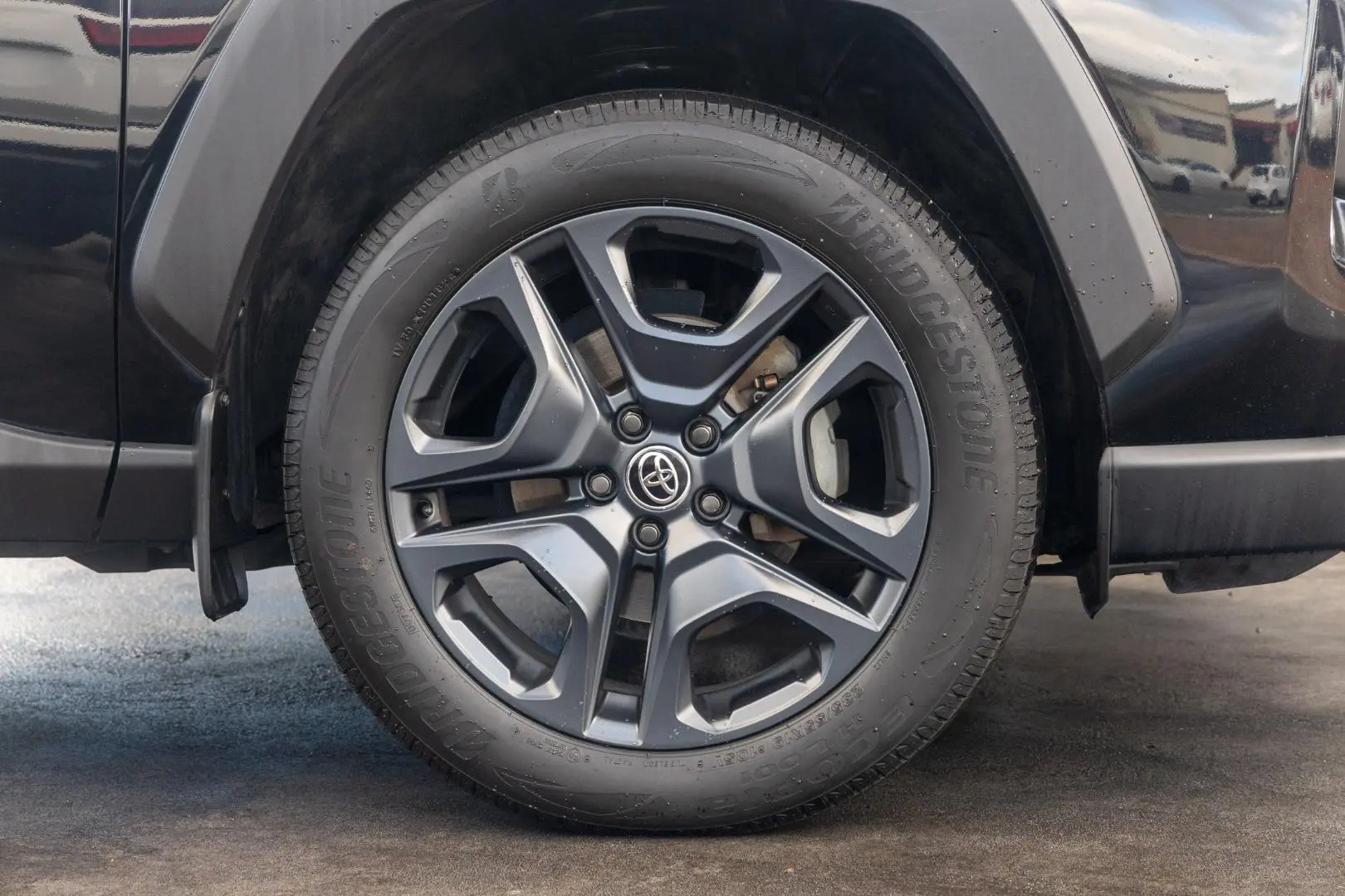 2022 Toyota RAV4 Gallery Image 23