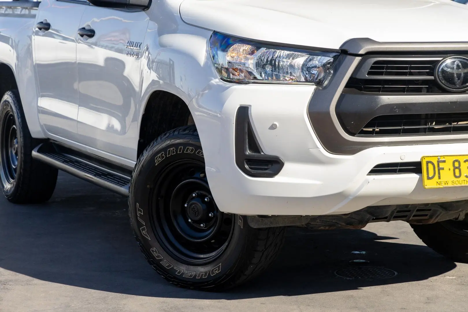 2022 Toyota Hilux Gallery Image 6