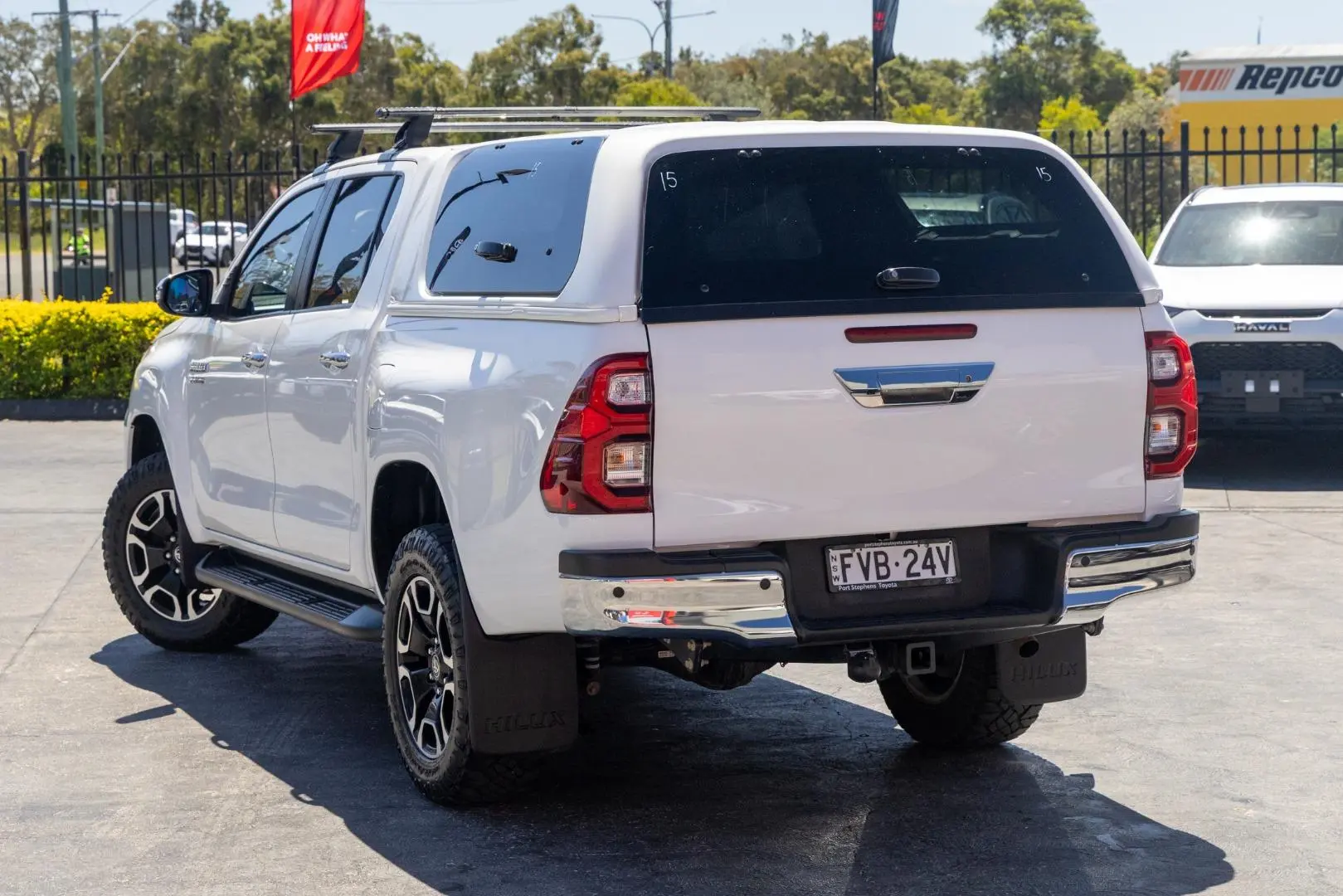 2021 Toyota Hilux Gallery Image 2