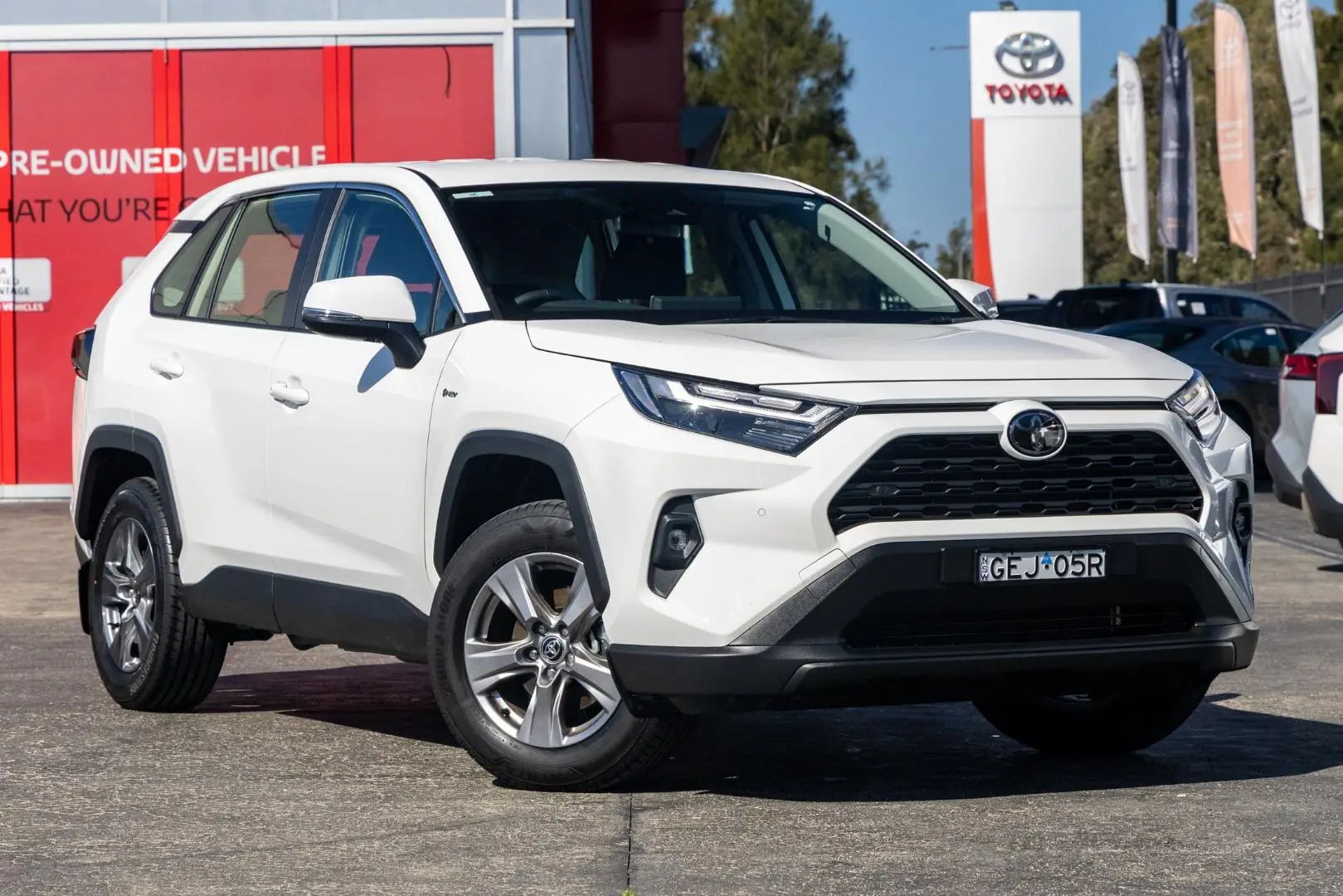 2025 Toyota RAV4 Gallery Image 1