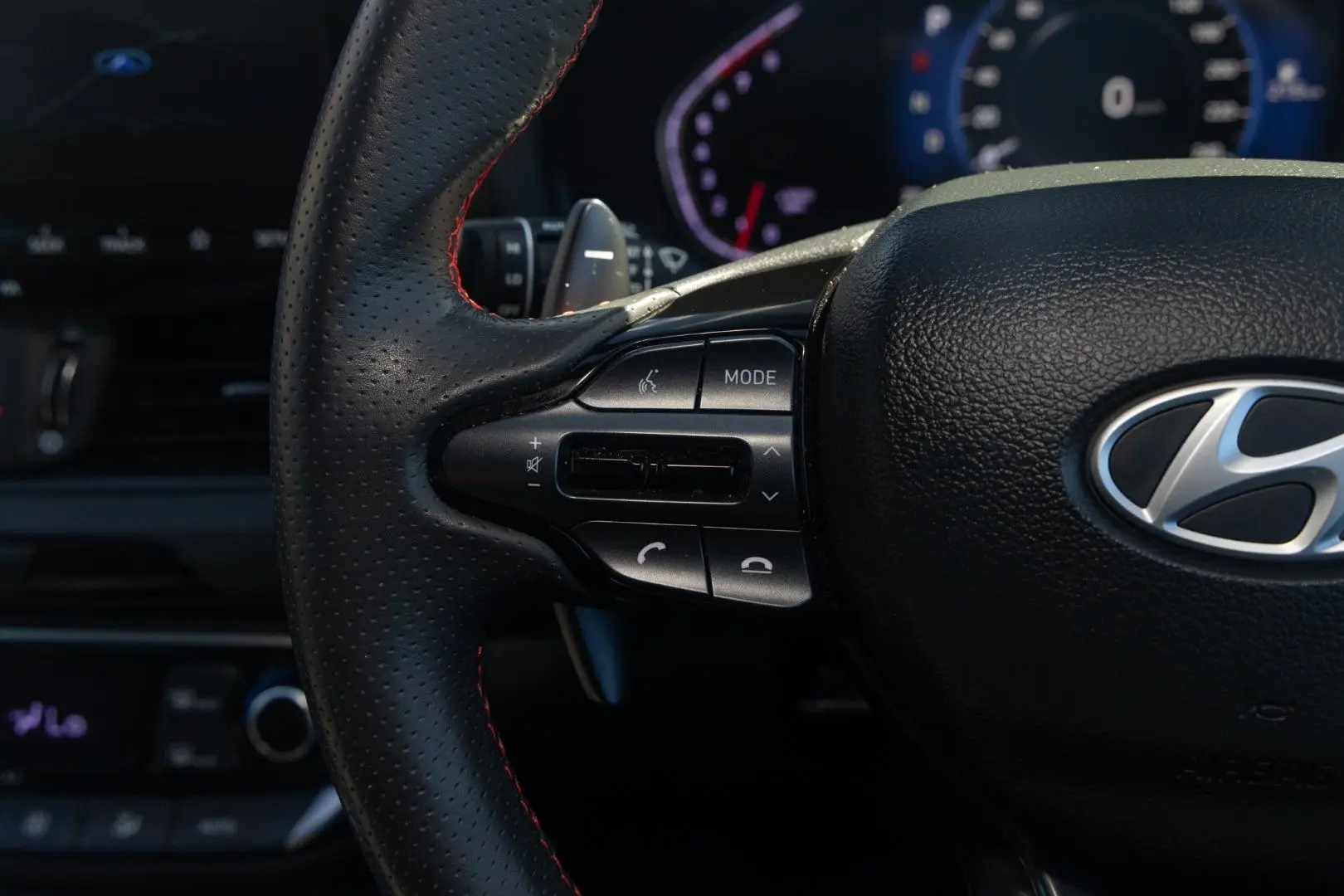 2023 Hyundai i30 Gallery Image 11