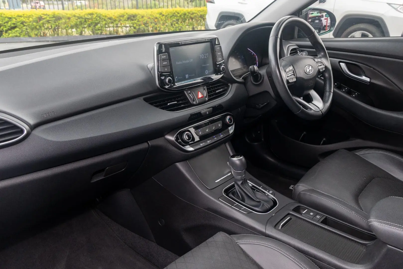 2020 Hyundai i30 Gallery Image 8