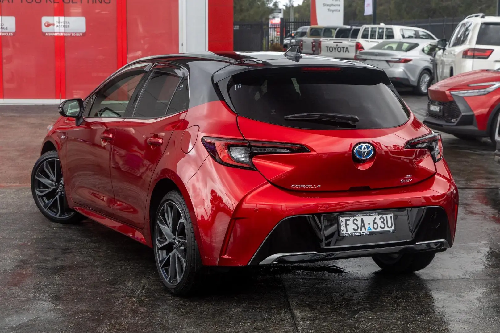 2025 Toyota Corolla Gallery Image 2