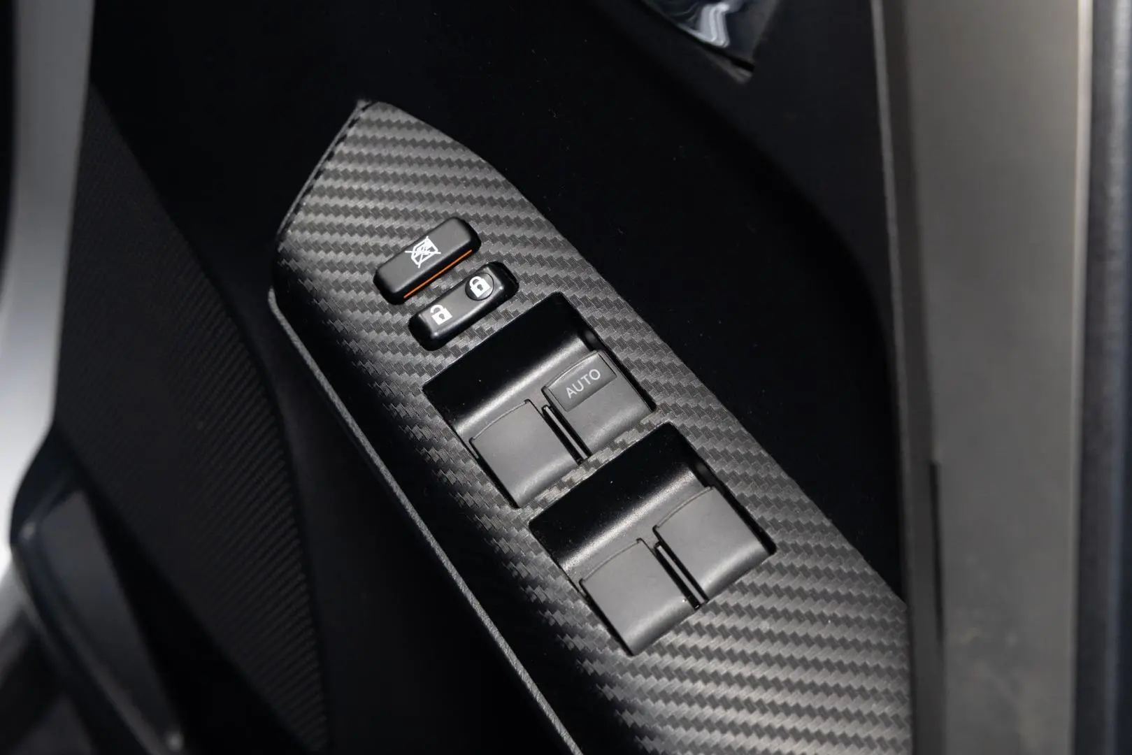 2013 Toyota RAV4 Gallery Image 18