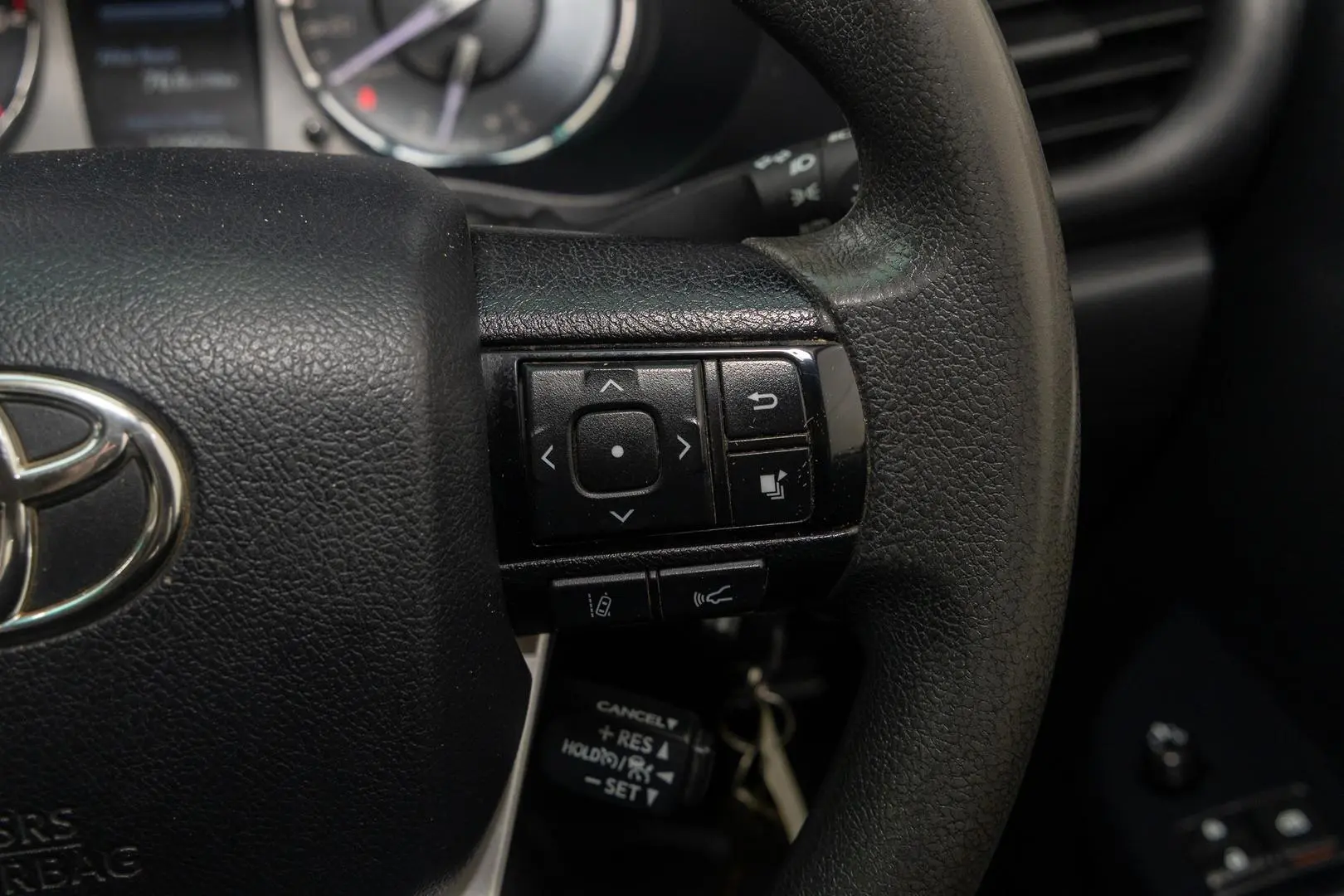 2022 Toyota Hilux Gallery Image 11