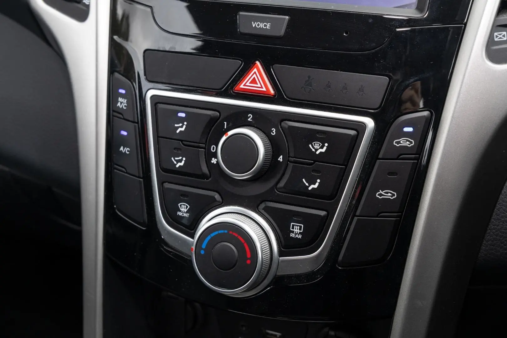 2016 Hyundai i30 Gallery Image 16