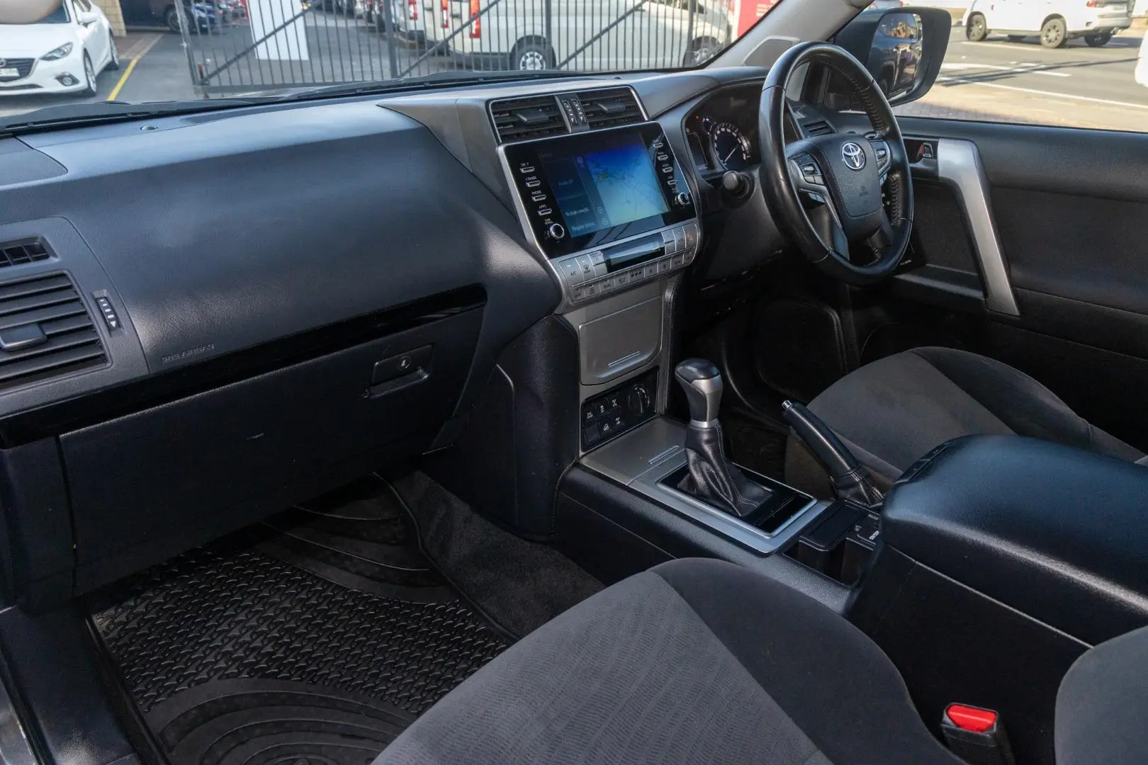 2021 Toyota Landcruiser Prado Gallery Image 8