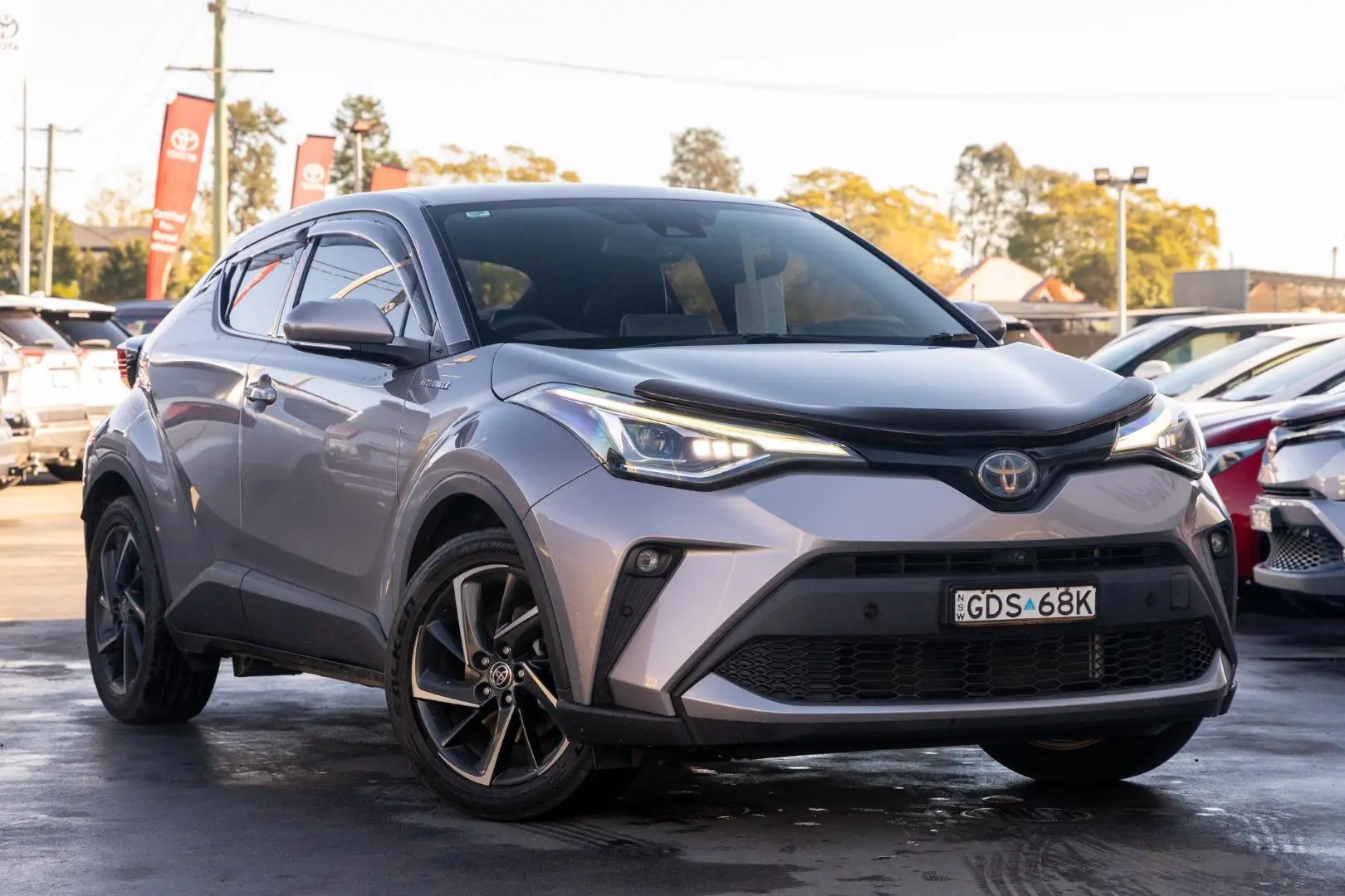 2020 Toyota C-HR Gallery Image 1