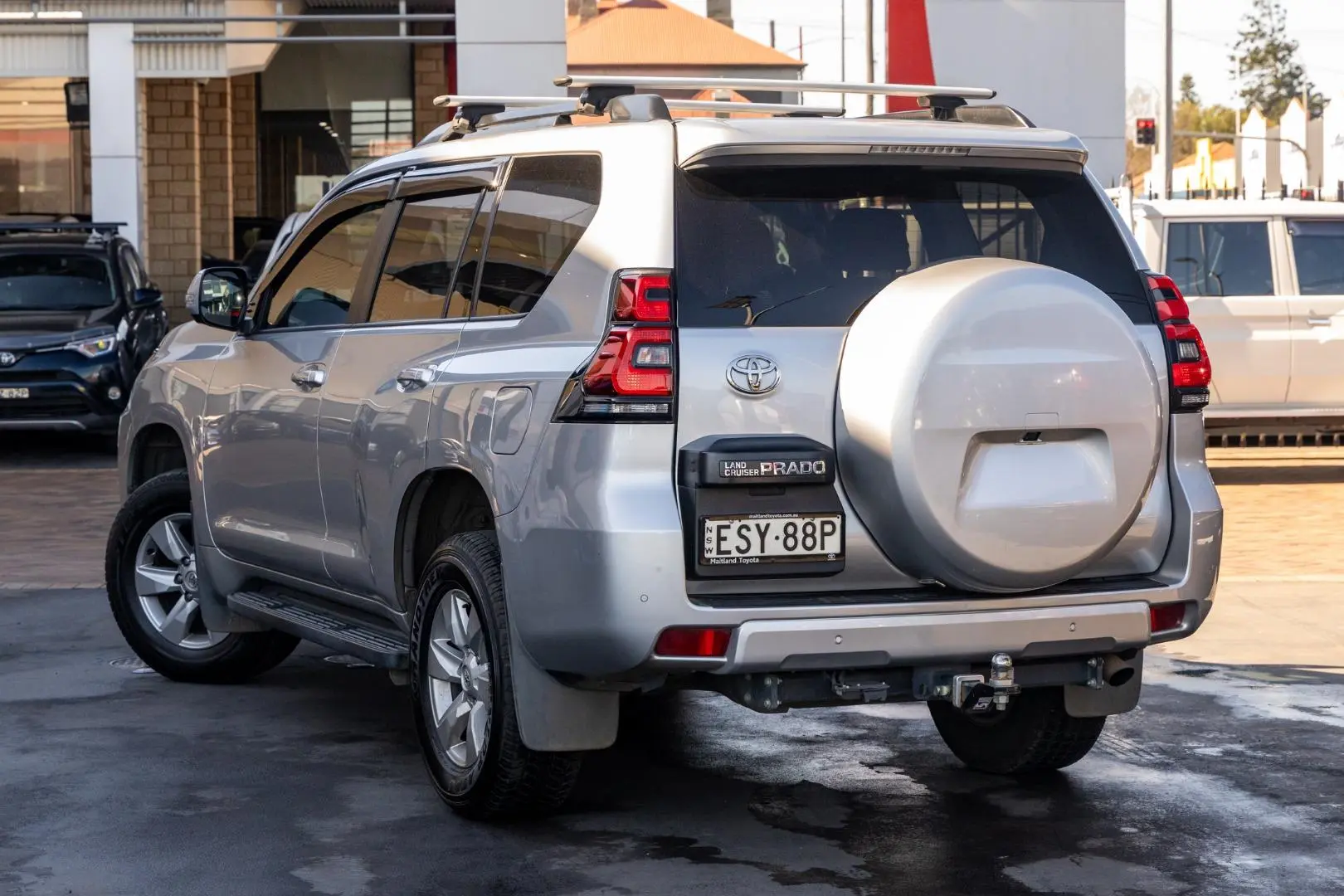 2022 Toyota Landcruiser Prado Gallery Image 2