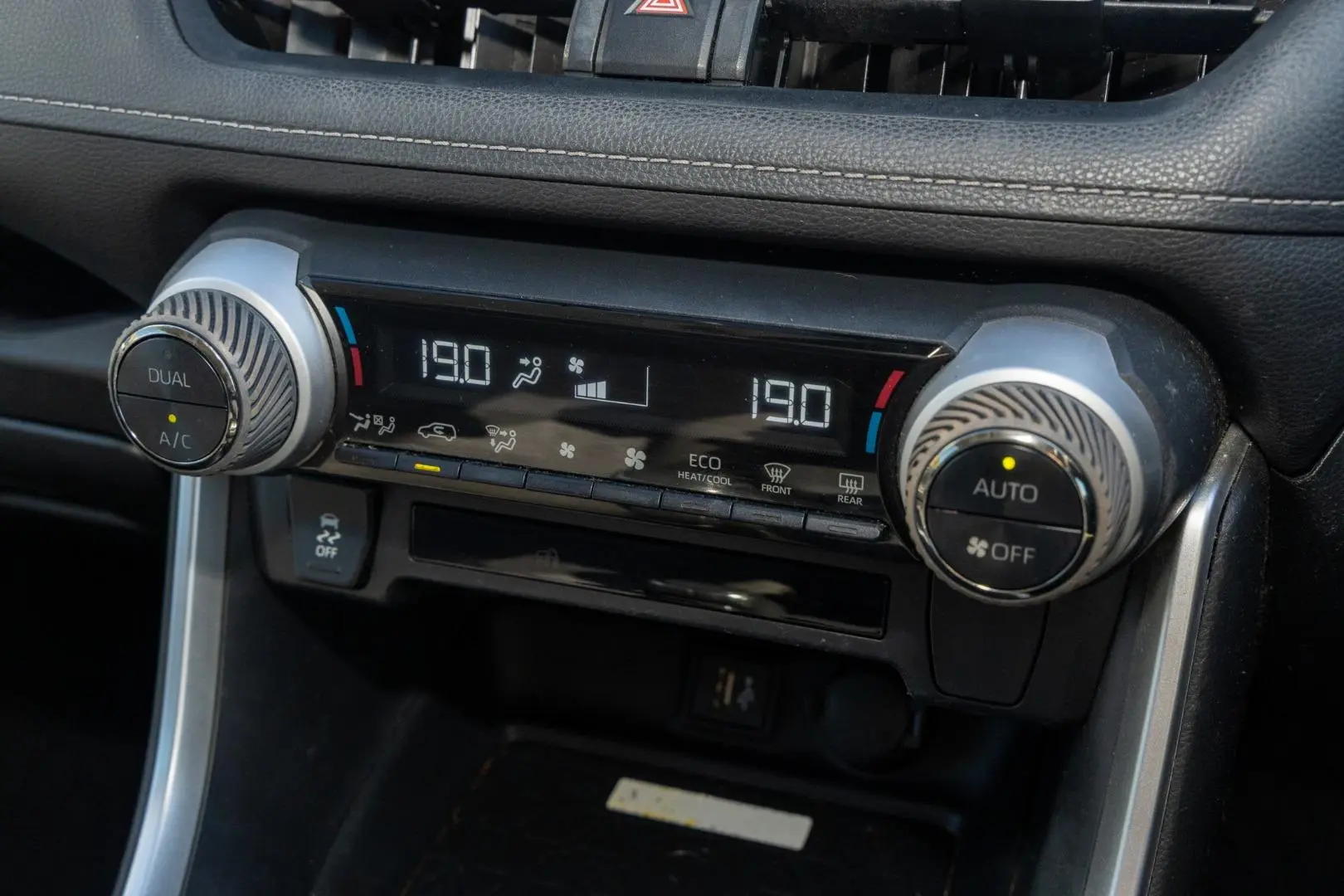 2022 Toyota RAV4 Gallery Image 16