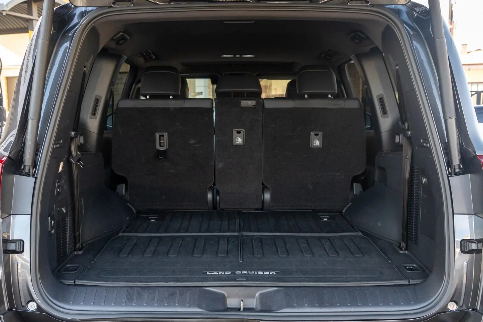 2025 Toyota Landcruiser Gallery Image 19