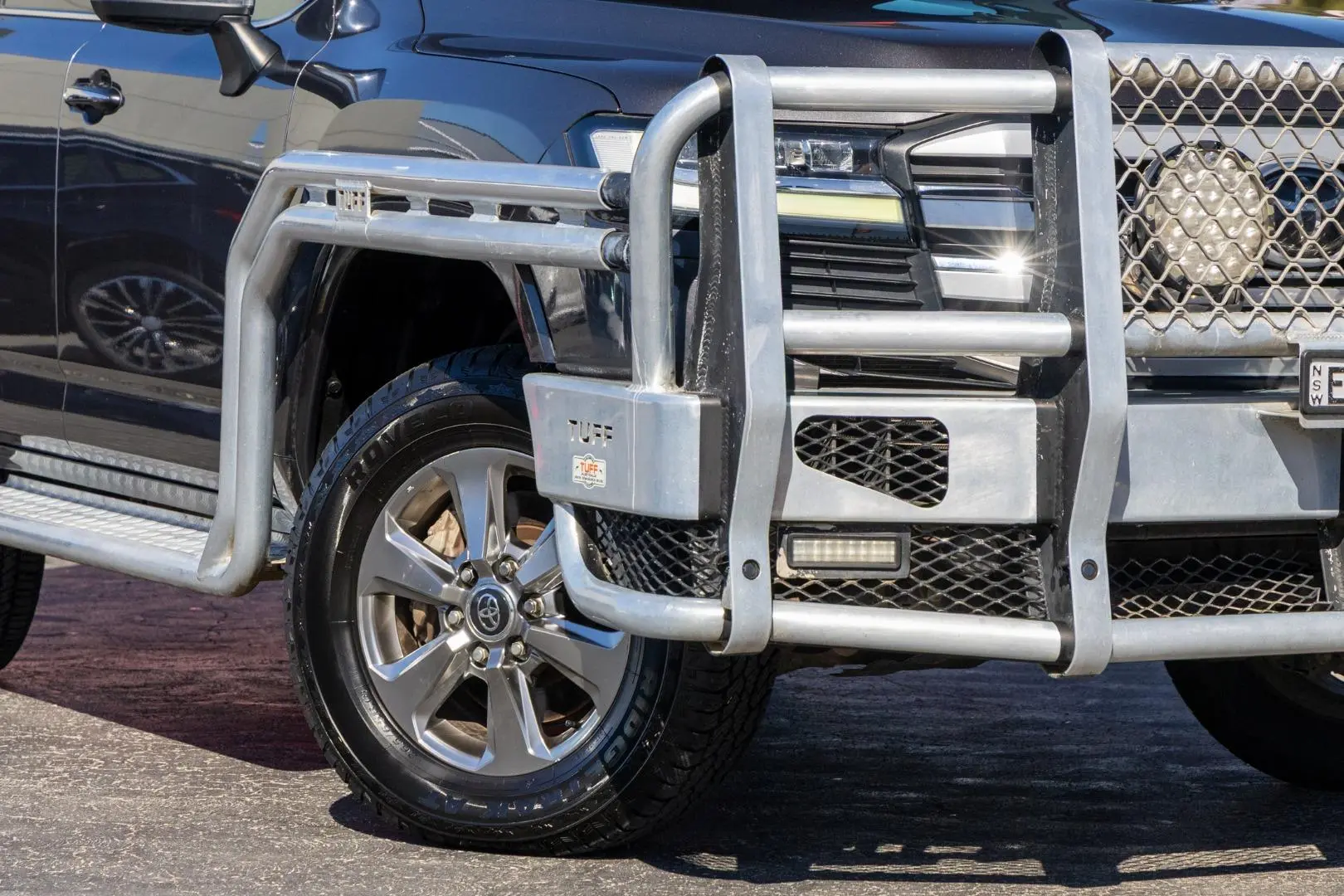 2022 Toyota Landcruiser Gallery Image 6