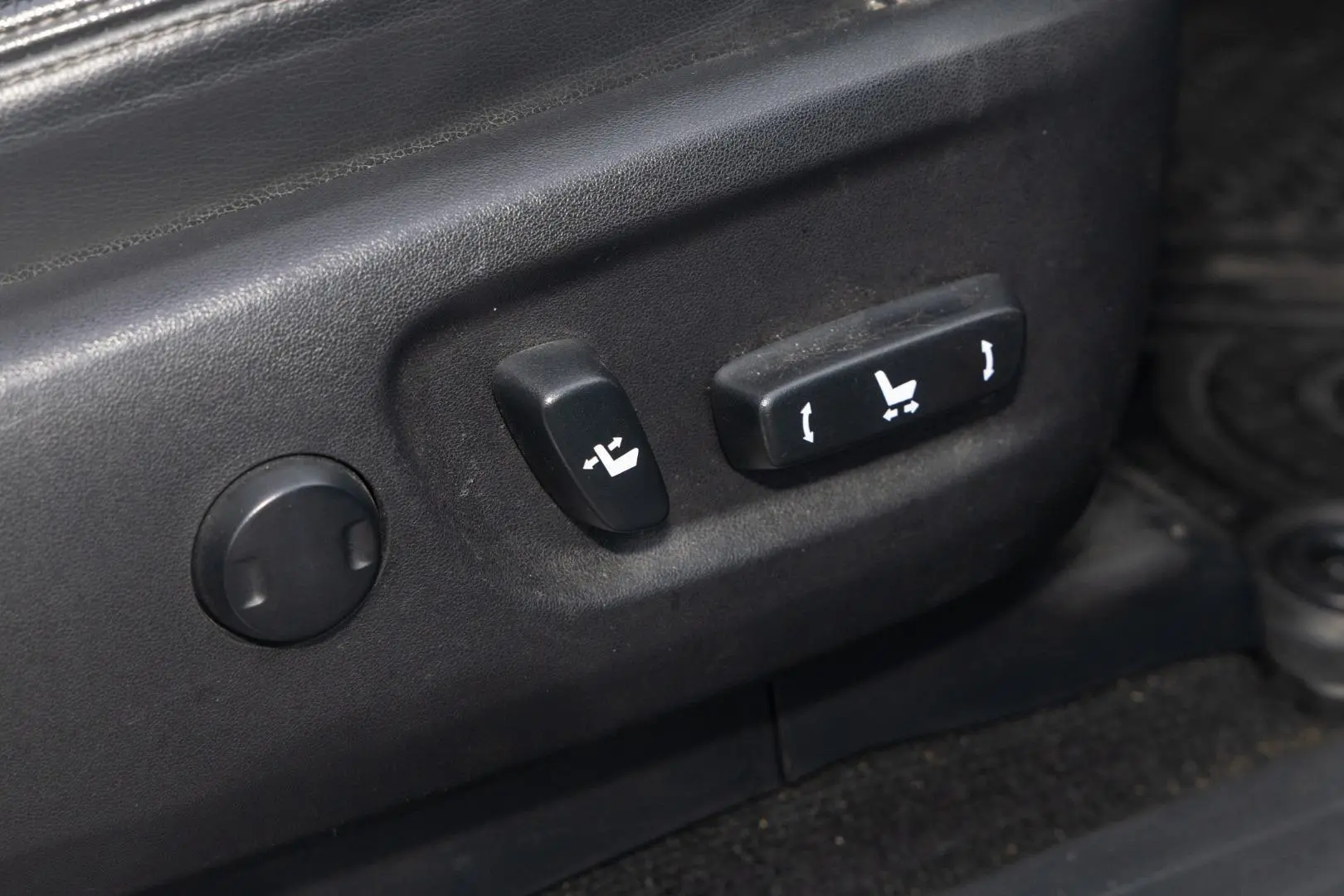 2019 Toyota Landcruiser Prado Gallery Image 18