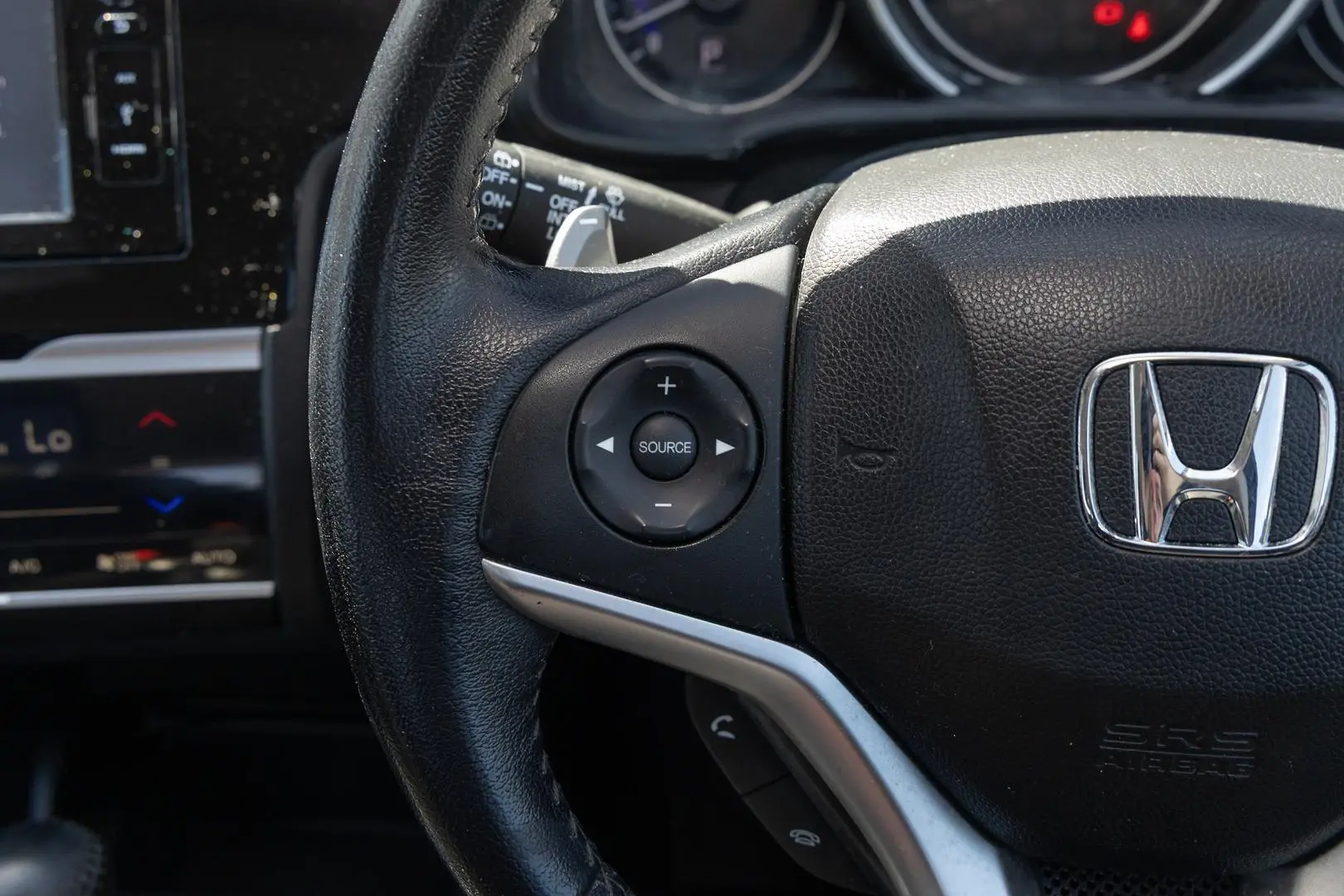 2017 Honda Jazz Gallery Image 11