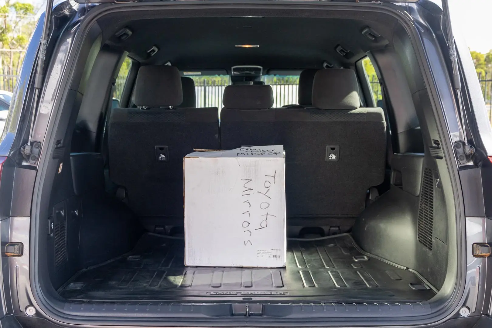 2022 Toyota Landcruiser Gallery Image 19