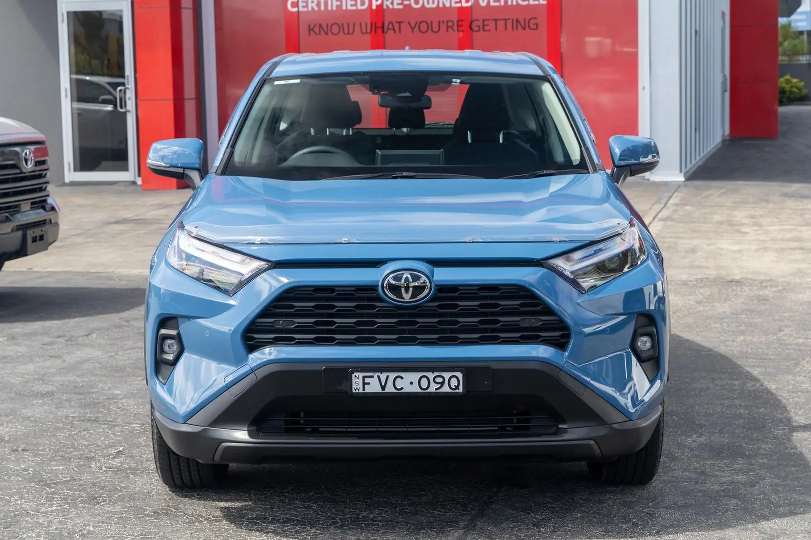 2025 Toyota RAV4 Gallery Image 4