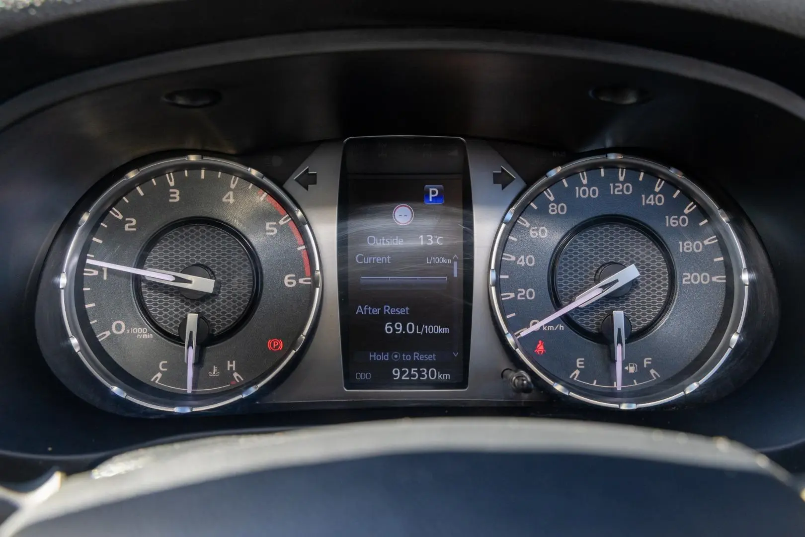2022 Toyota Hilux Gallery Image 13