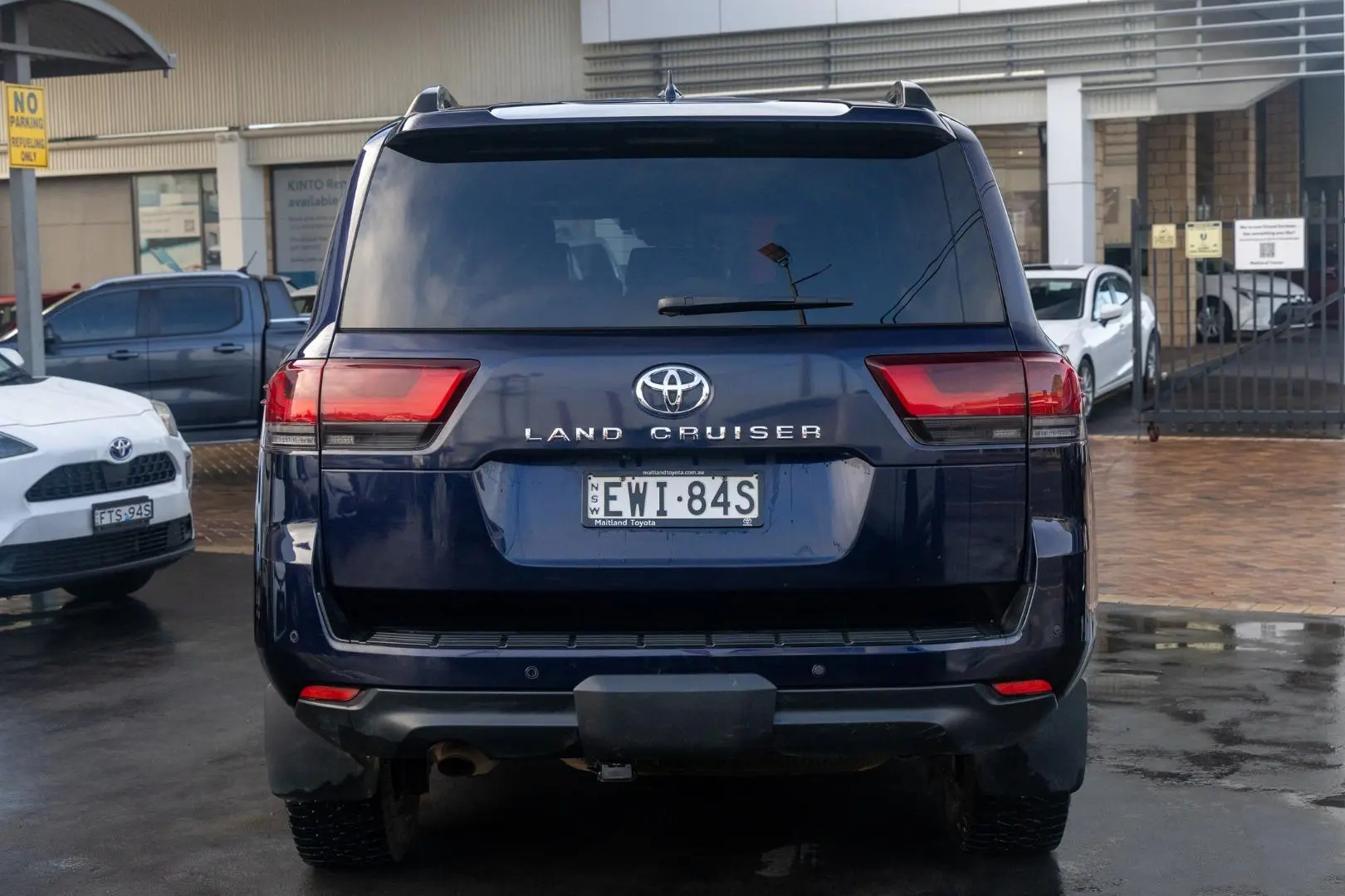 2022 Toyota Landcruiser Gallery Image 5