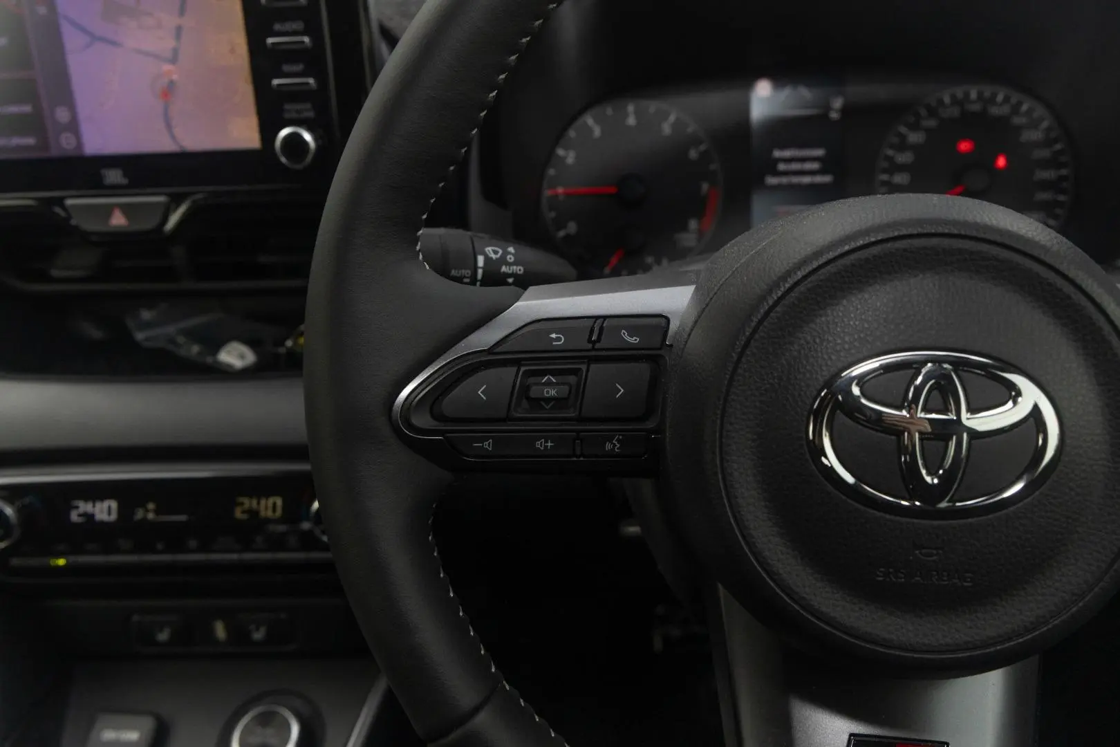 2021 Toyota Yaris Gallery Image 11